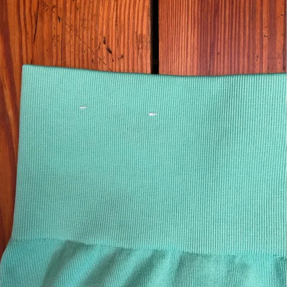 JoyLab Women's High-Rise Seamless Bike Shorts 7" Green Size Medium Athletic - Picture 4 of 9